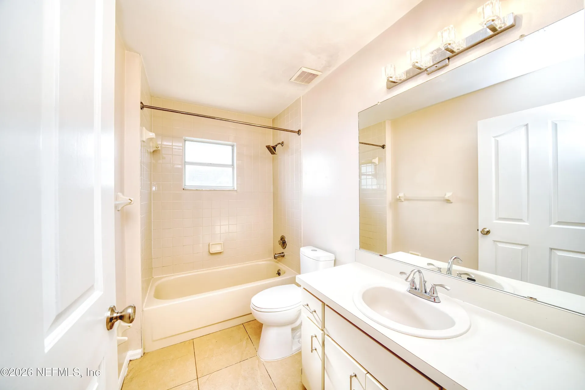 5628 Loma Vista Dr Drive W Davenport FL 33896