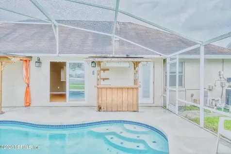 5628 Loma Vista Dr Drive W Davenport FL 33896