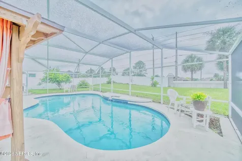 5628 Loma Vista Dr Drive W Davenport FL 33896