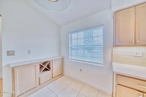5628 Loma Vista Dr Drive W Davenport FL 33896