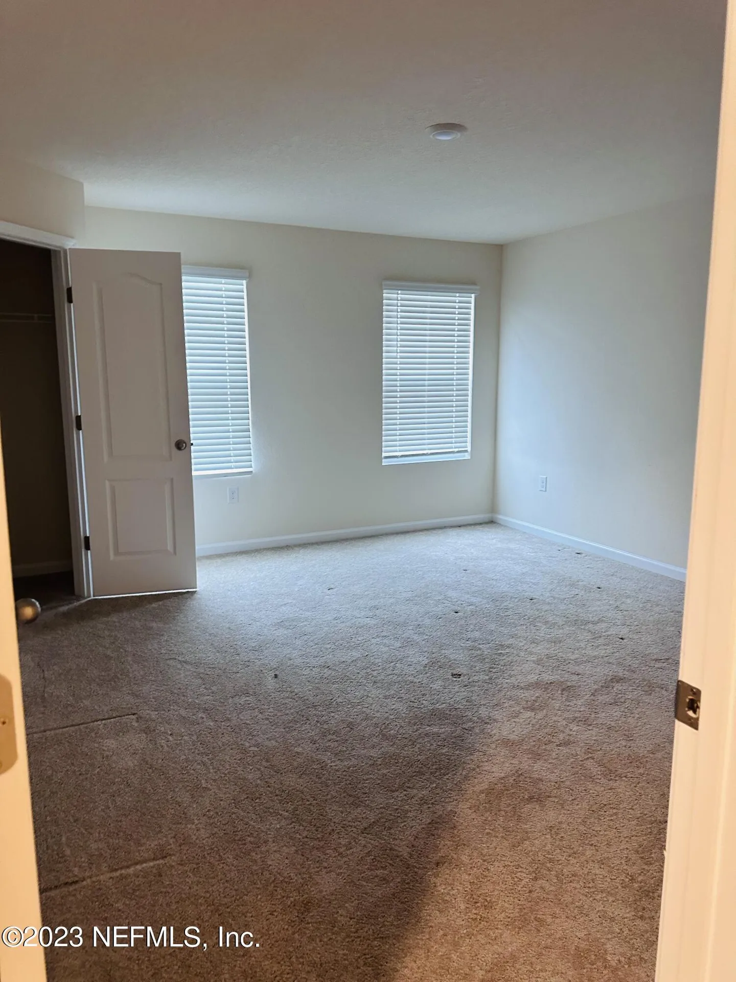 9582 Star Drive Jacksonville FL 32256