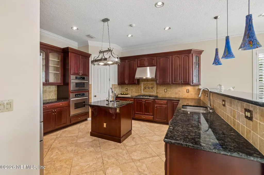 4728 University Boulevard N Jacksonville FL 32277