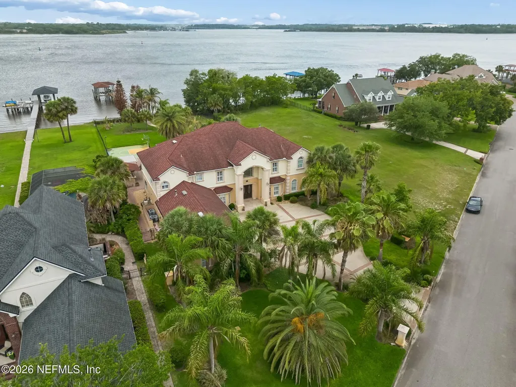 4728 University Boulevard N Jacksonville FL 32277