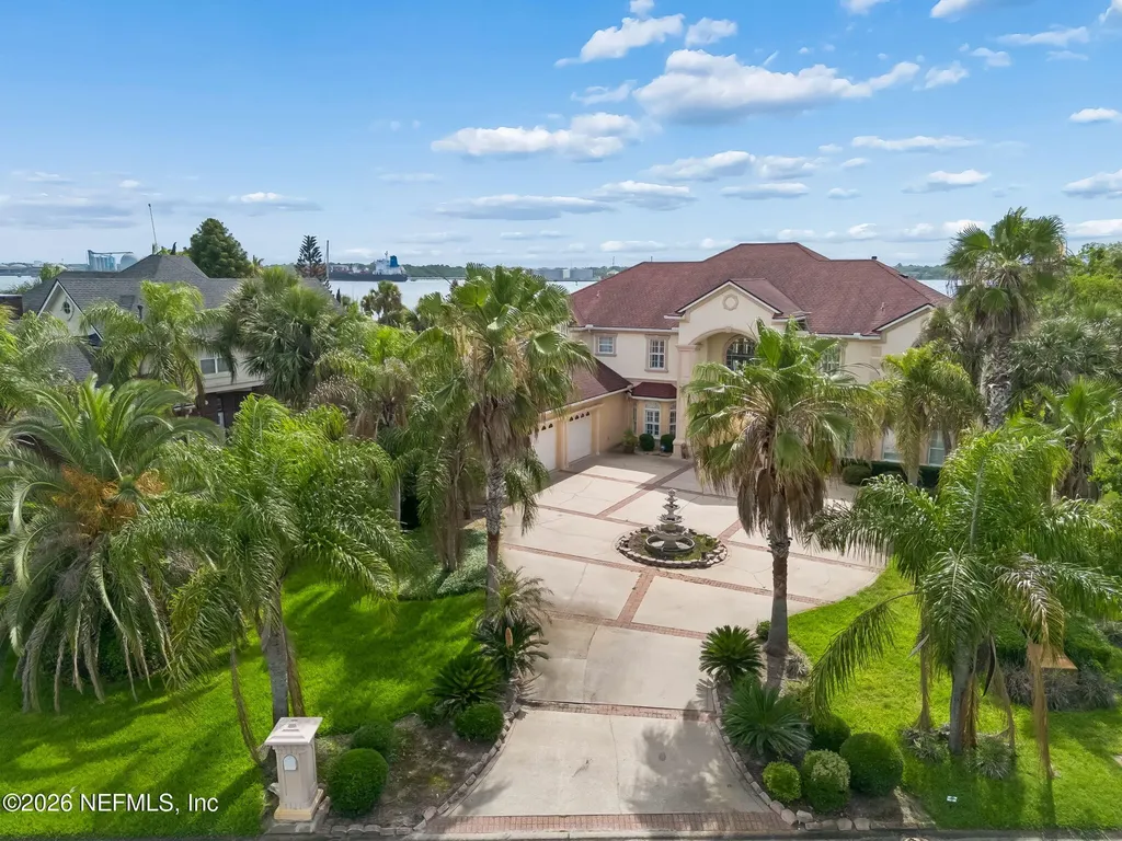 4728 University Boulevard N Jacksonville FL 32277