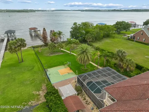 4728 University Boulevard N Jacksonville FL 32277