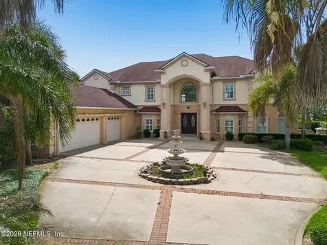 4728 University Boulevard N Jacksonville FL 32277