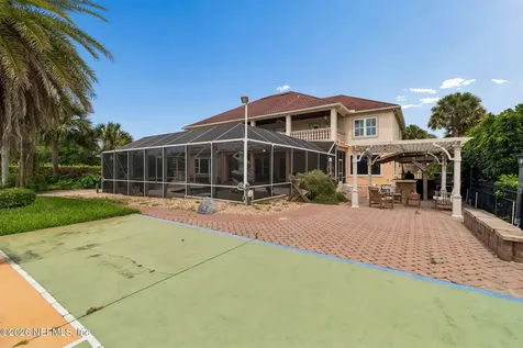 4728 University Boulevard N Jacksonville FL 32277