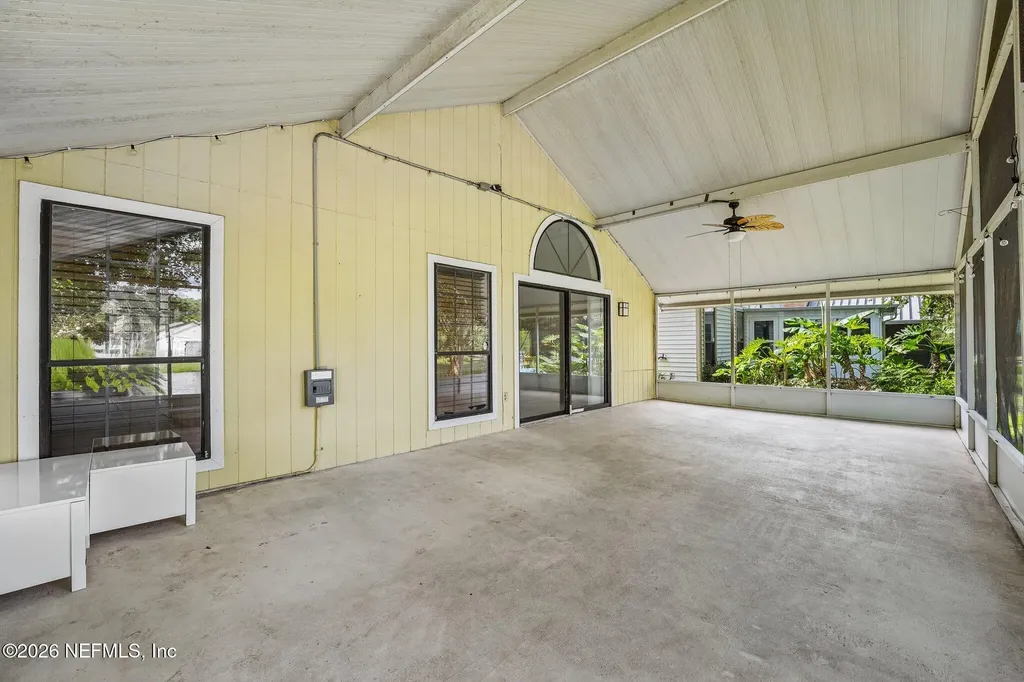 2840 Lantana Lakes Drive W Jacksonville FL 32246