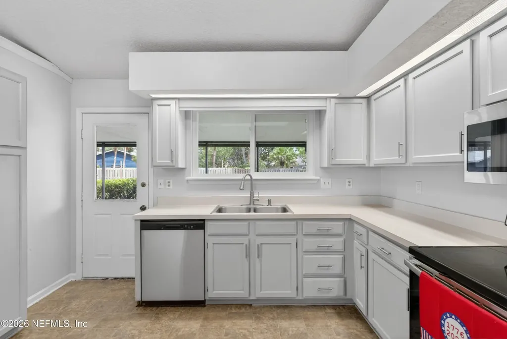 622 Valley Forge Road N Neptune Beach FL 32266