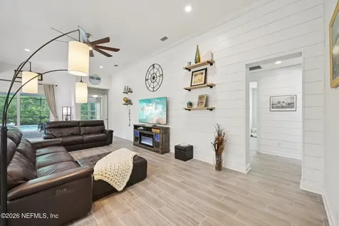 418 Freshwater Drive St. Johns FL 32259