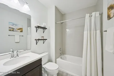 418 Freshwater Drive St. Johns FL 32259