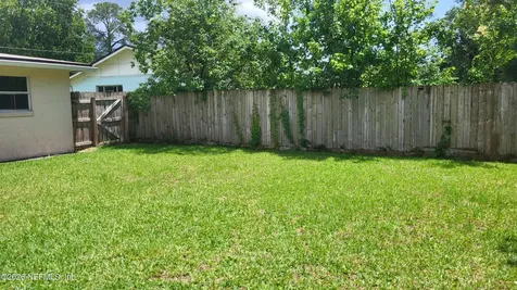 2222 Shull Drive Jacksonville FL 32216