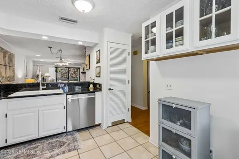 2003 Seminole Road Atlantic Beach FL 32233