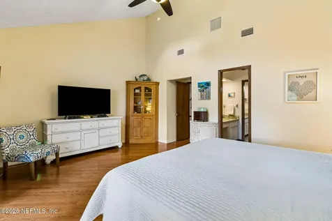 2003 Seminole Road Atlantic Beach FL 32233