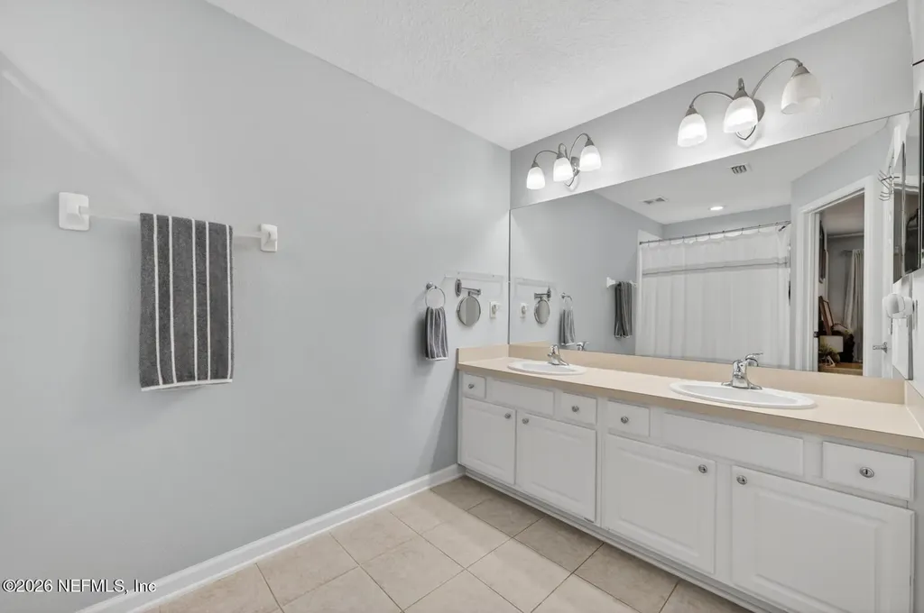 4166 Highwood Drive Jacksonville FL 32216