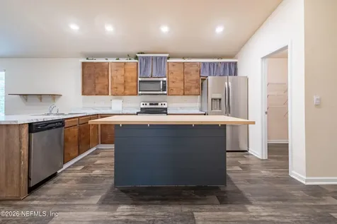 2446 Oak Stream Drive Green Cove Springs FL 32043