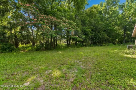 1901 State Road 13 N St. Johns FL 32259
