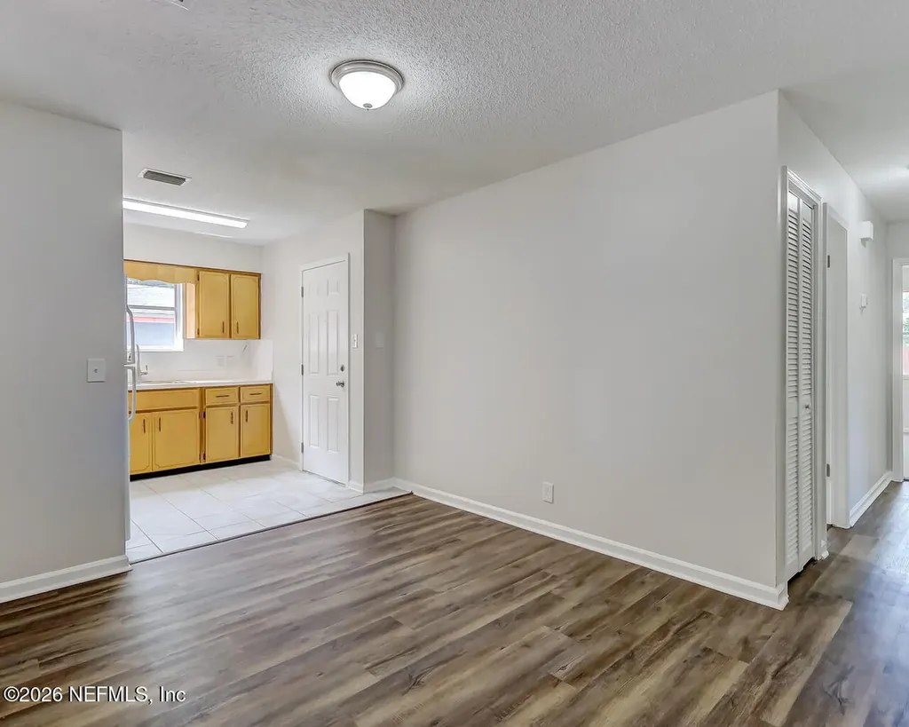 8946 6th Avenue Jacksonville FL 32208