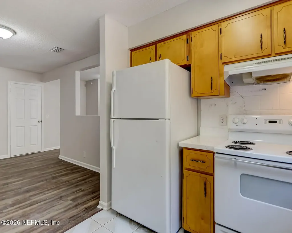 8946 6th Avenue Jacksonville FL 32208
