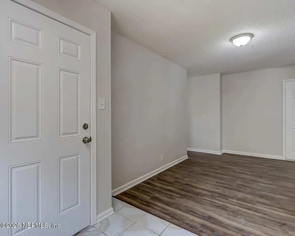 8946 6th Avenue Jacksonville FL 32208