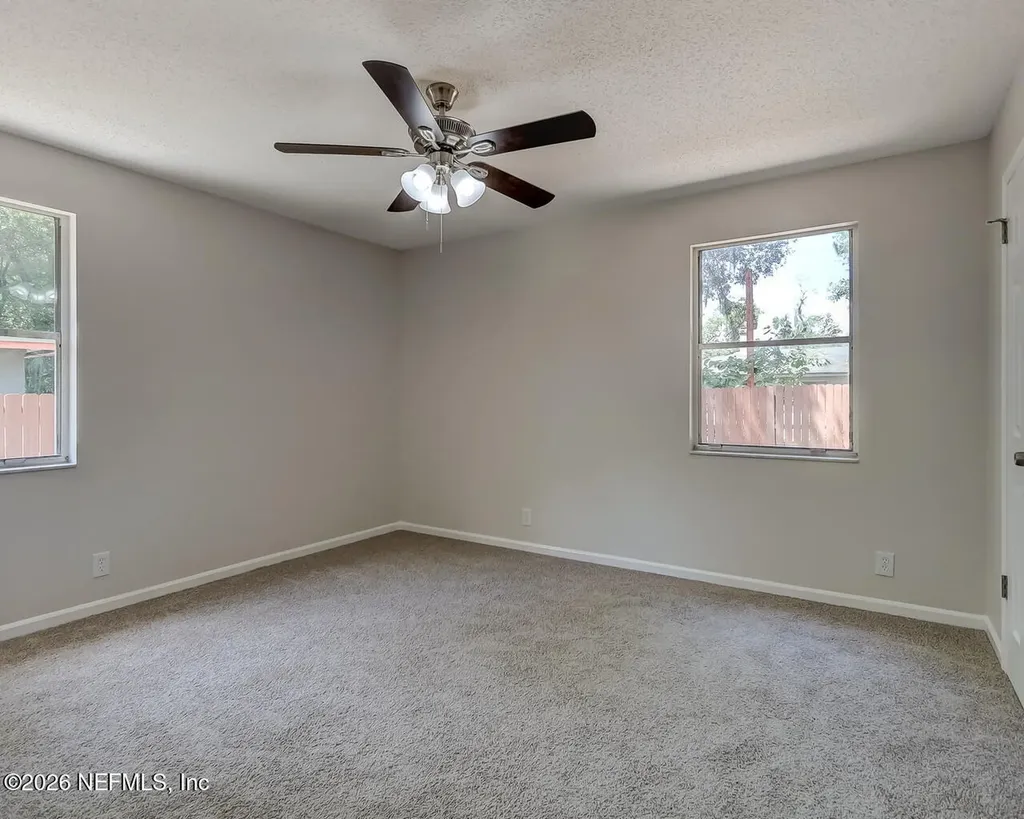 8946 6th Avenue Jacksonville FL 32208