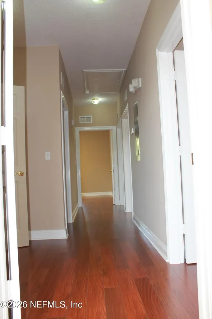 6817 Southpoint Parkway Jacksonville FL 32216