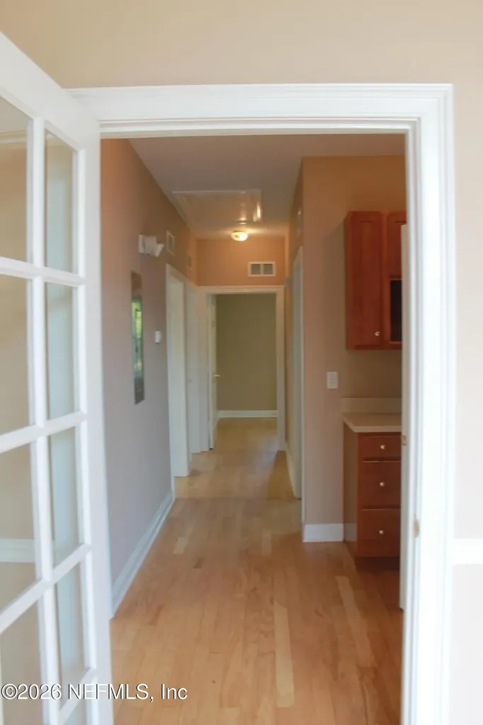 6817 Southpoint Parkway Jacksonville FL 32216