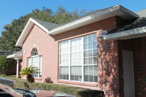 6817 Southpoint Parkway Jacksonville FL 32216