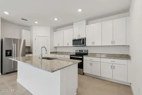 7373 Everett Forest Drive Jacksonville FL 32219