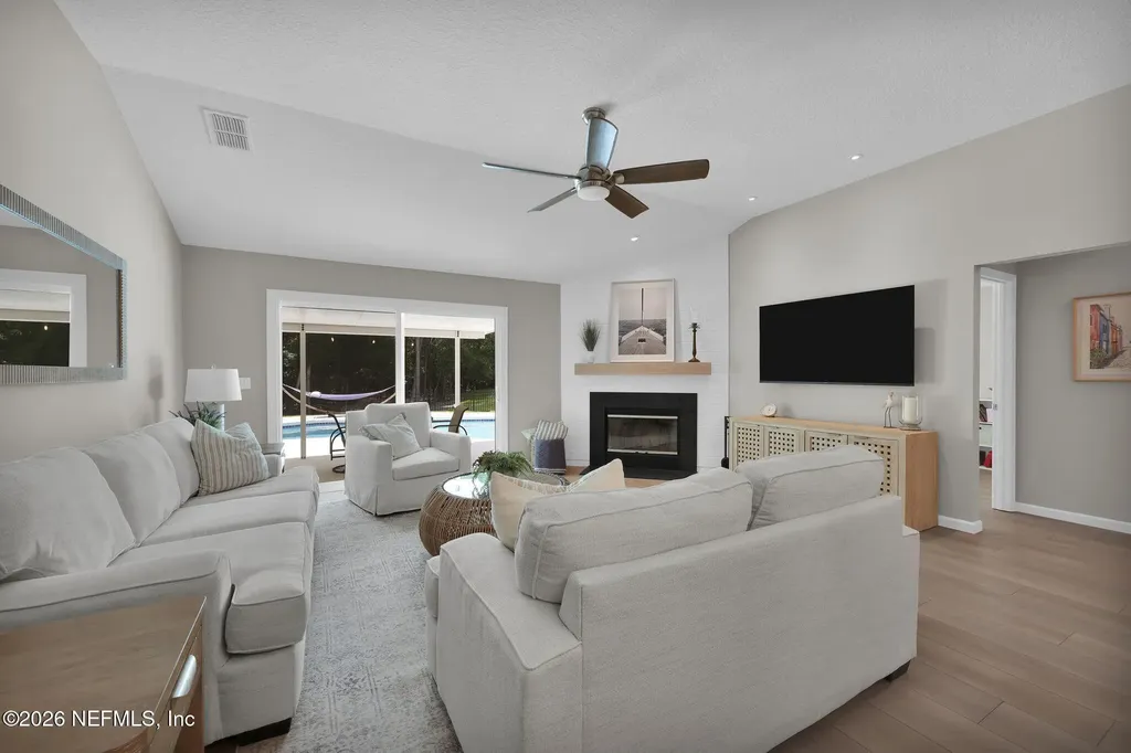 5052 Taylor Creek Drive Jacksonville FL 32258