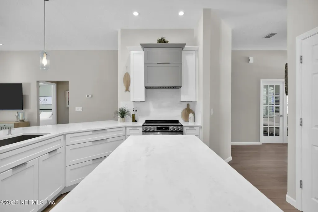 5052 Taylor Creek Drive Jacksonville FL 32258