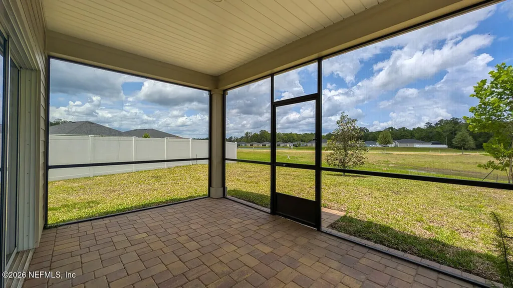 15524 Creek Edge Court Jacksonville FL 32218