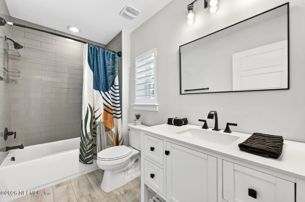 1818 2nd Street N Jacksonville Beach FL 32250