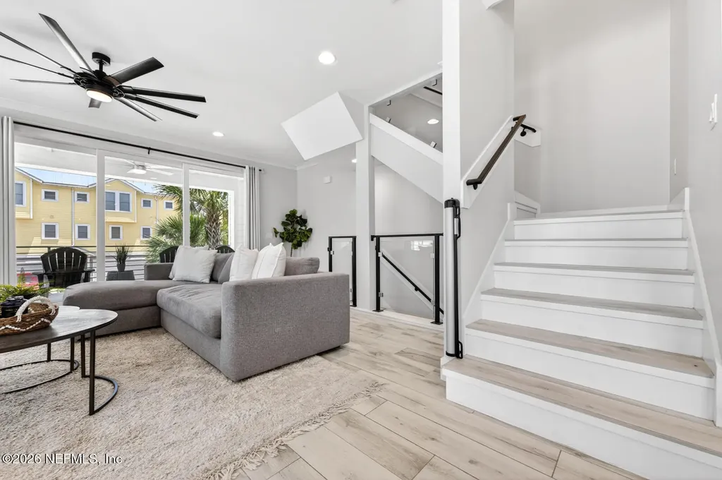 1818 2nd Street N Jacksonville Beach FL 32250