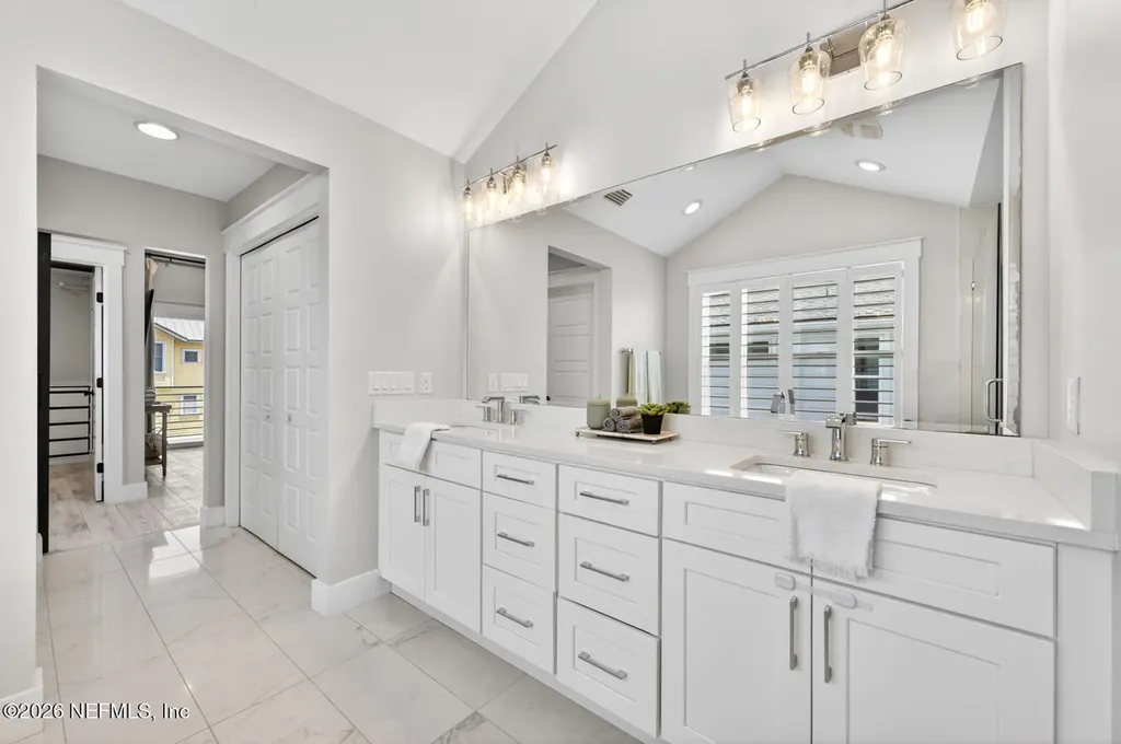 1818 2nd Street N Jacksonville Beach FL 32250