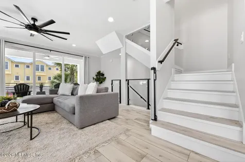 1818 2nd Street N Jacksonville Beach FL 32250
