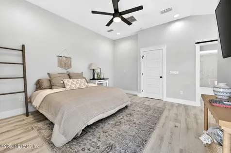 1818 2nd Street N Jacksonville Beach FL 32250