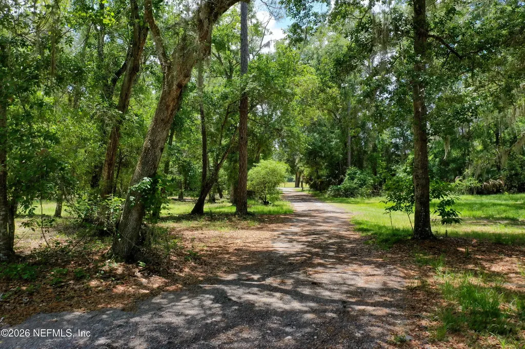 3296 N Old Dixie Highway Bunnell FL 32110