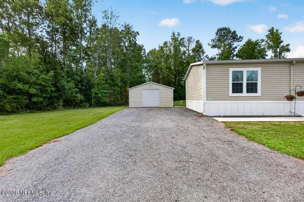 44480 Swallowfork Avenue Callahan FL 32011