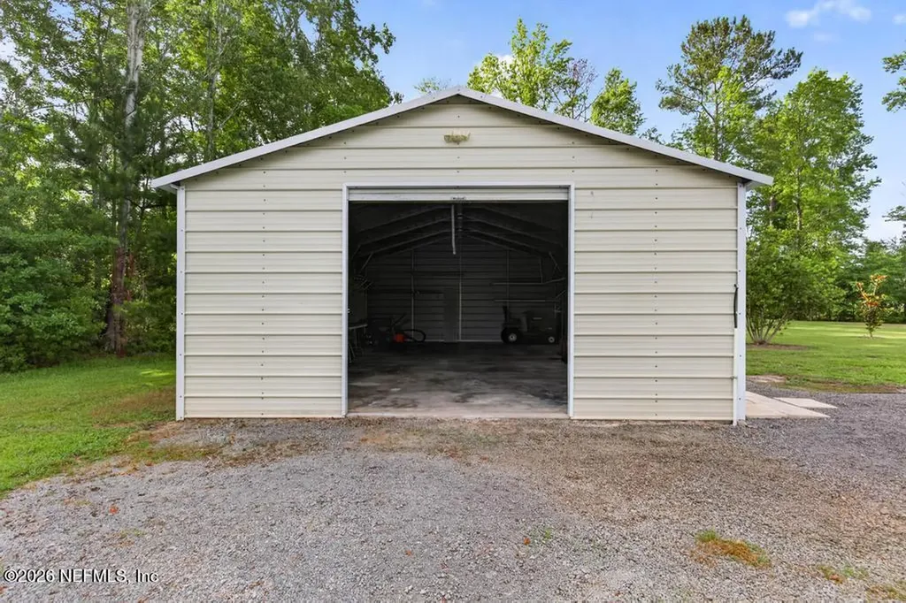 44480 Swallowfork Avenue Callahan FL 32011