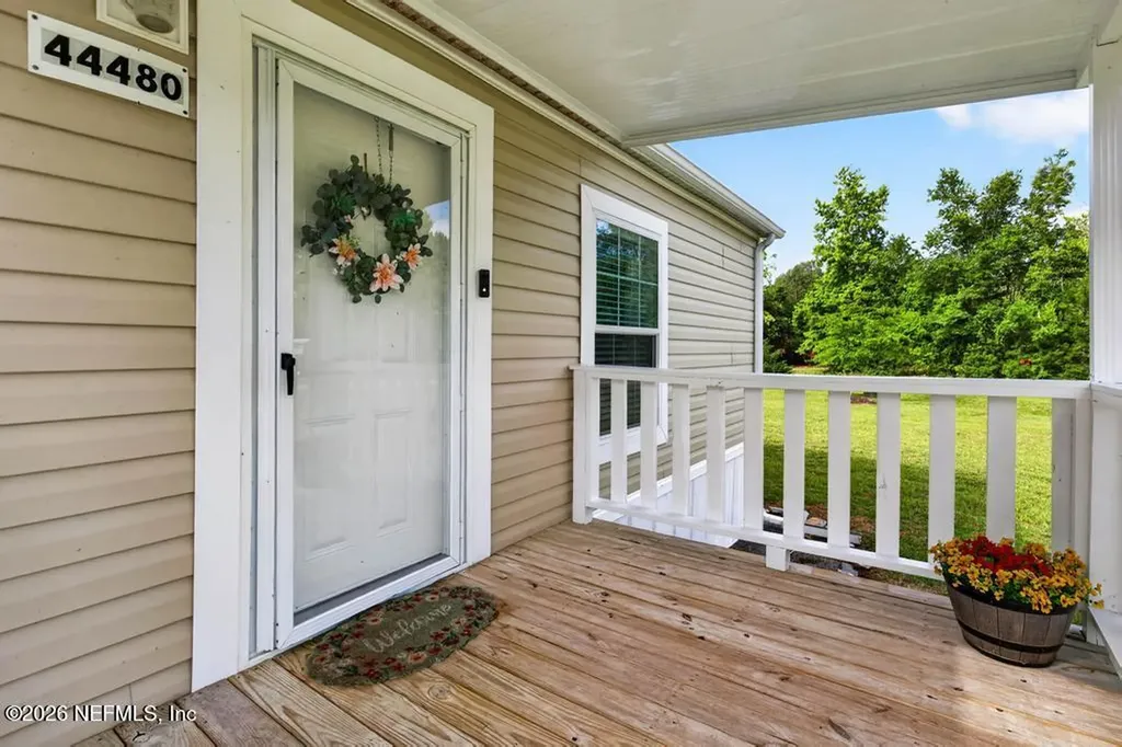 44480 Swallowfork Avenue Callahan FL 32011