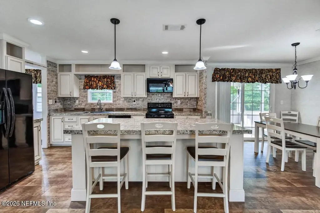44480 Swallowfork Avenue Callahan FL 32011