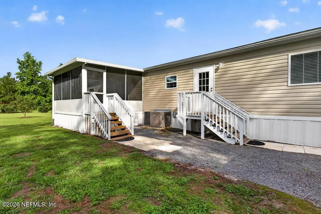 44480 Swallowfork Avenue Callahan FL 32011