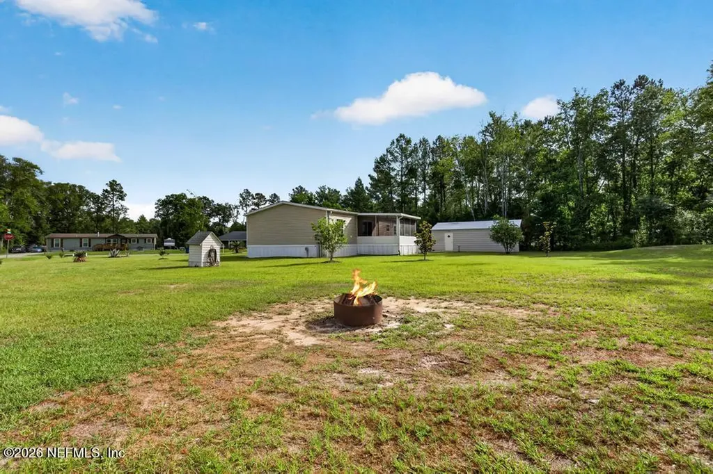 44480 Swallowfork Avenue Callahan FL 32011