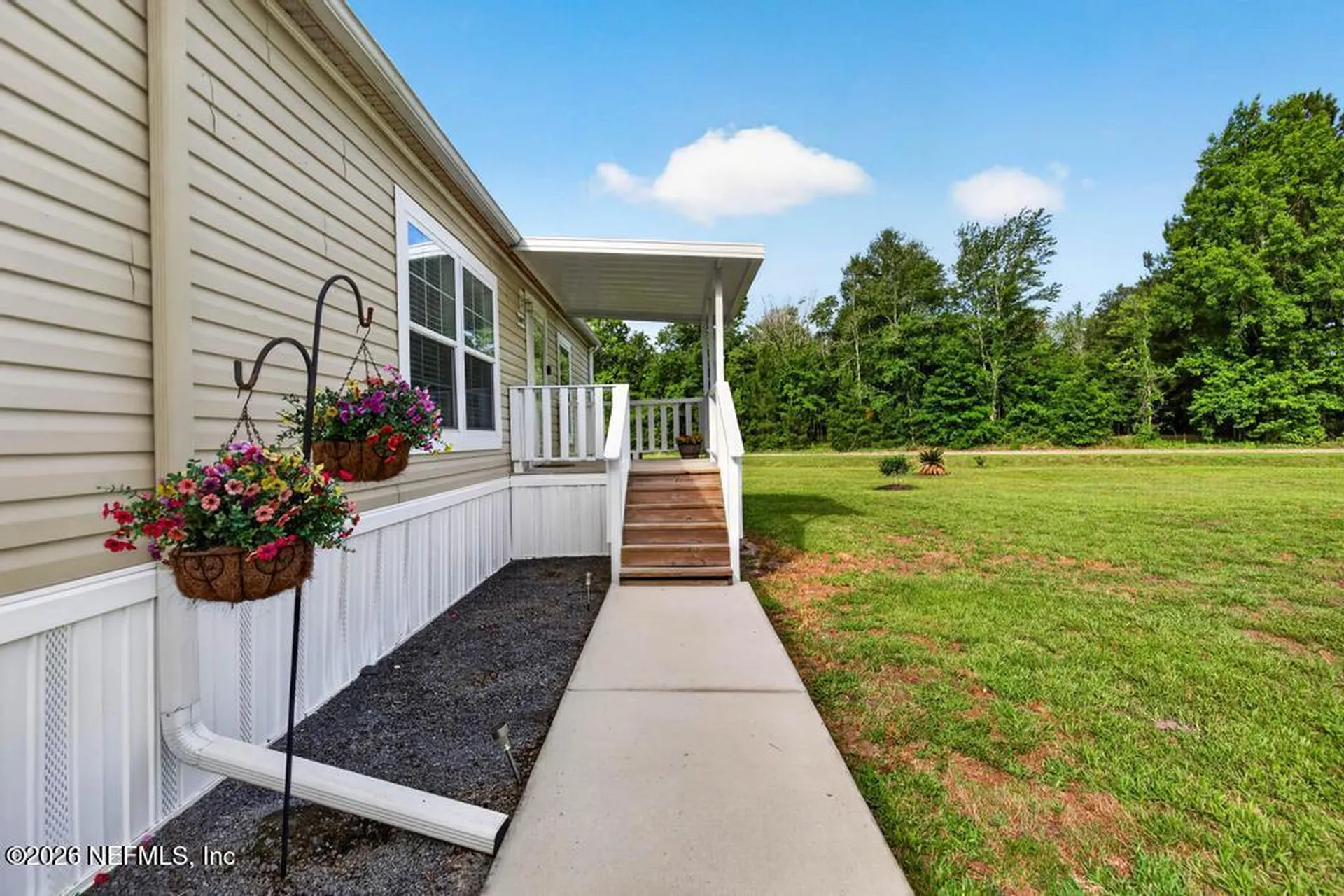 44480 Swallowfork Avenue Callahan FL 32011