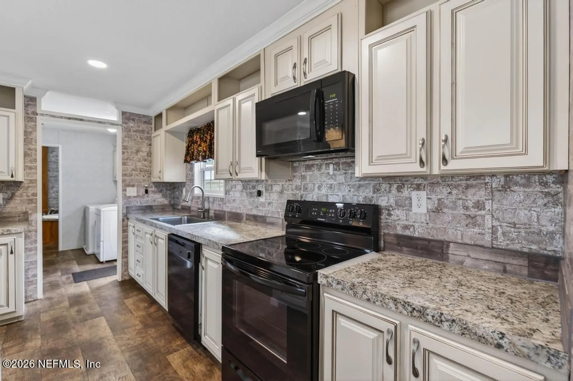44480 Swallowfork Avenue Callahan FL 32011