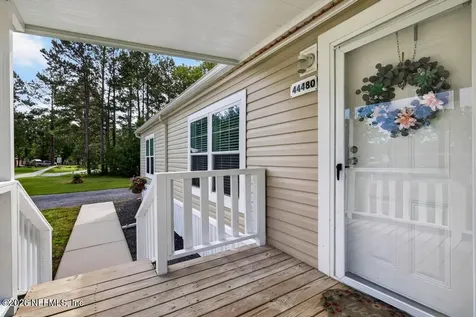 44480 Swallowfork Avenue Callahan FL 32011