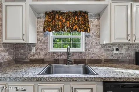 44480 Swallowfork Avenue Callahan FL 32011