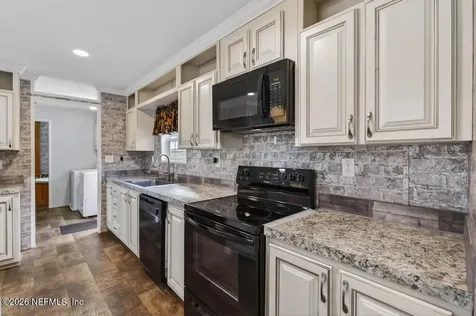 44480 Swallowfork Avenue Callahan FL 32011