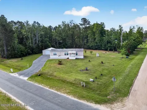 44480 Swallowfork Avenue Callahan FL 32011